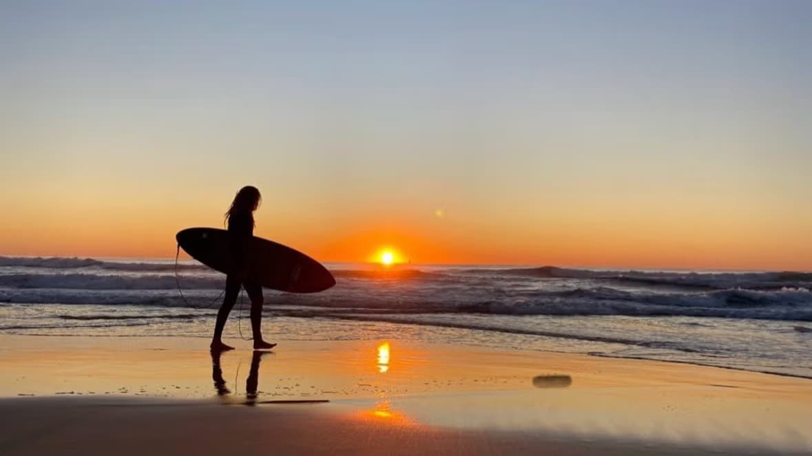 Sunrise Beach Surf-Brekky-connections
